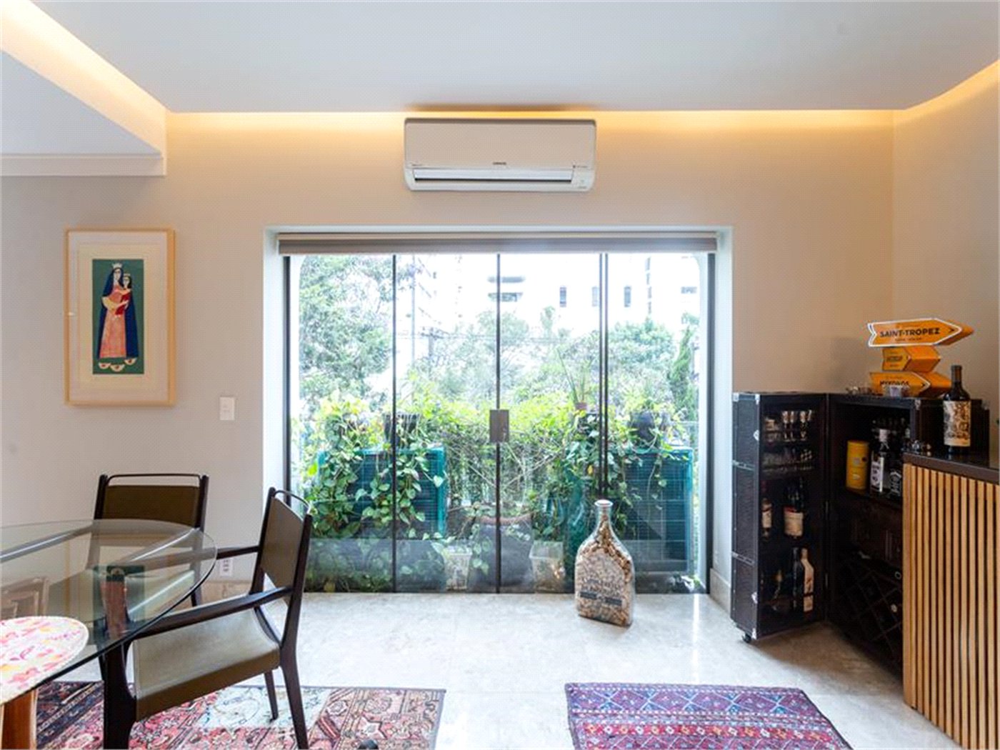 Apartamento a venda nos Jardins 262 m2, 3 suites e 3 vagas