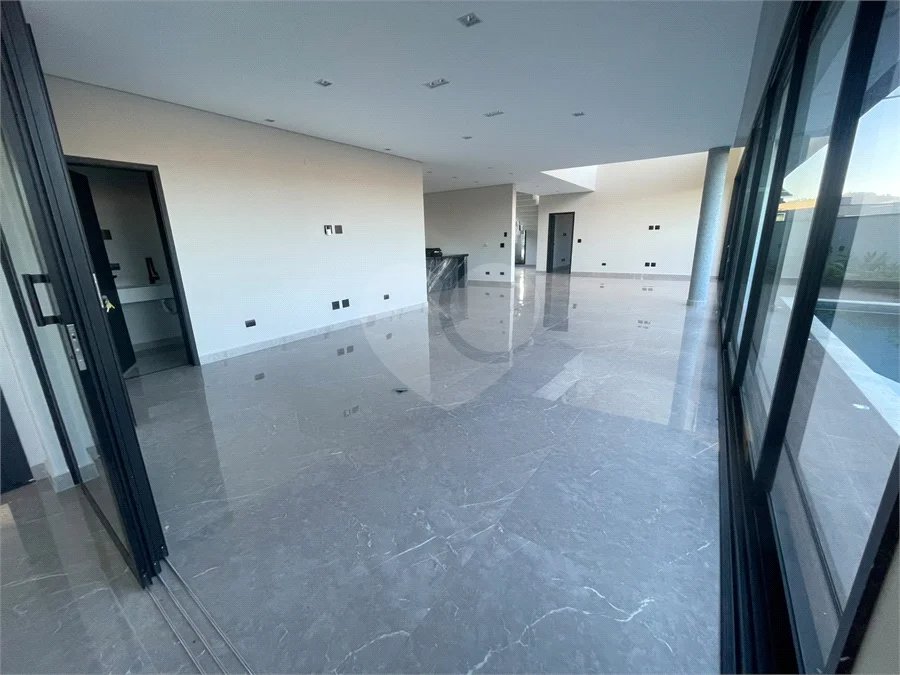 CASA ALTO PADRÃO | 5 SUÍTES | CONDOMÍNIO CLUBE – ATIBAIA
