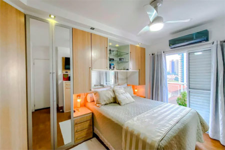 Sobrado de Condomínio com 3 dormitórios à venda, 252 m² - Anália Franco / SP