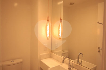 APARTAMENTO TODO MOBILIADO COM 2 QUARTOS 2 SUÍTE 1 VAGA NA VILA CLEMENTINO