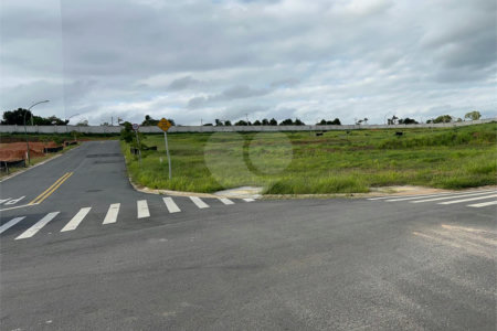 Terreno à Venda – 340m² de Esquina | Condomínio Casa do Lago – Indaiatuba/SP