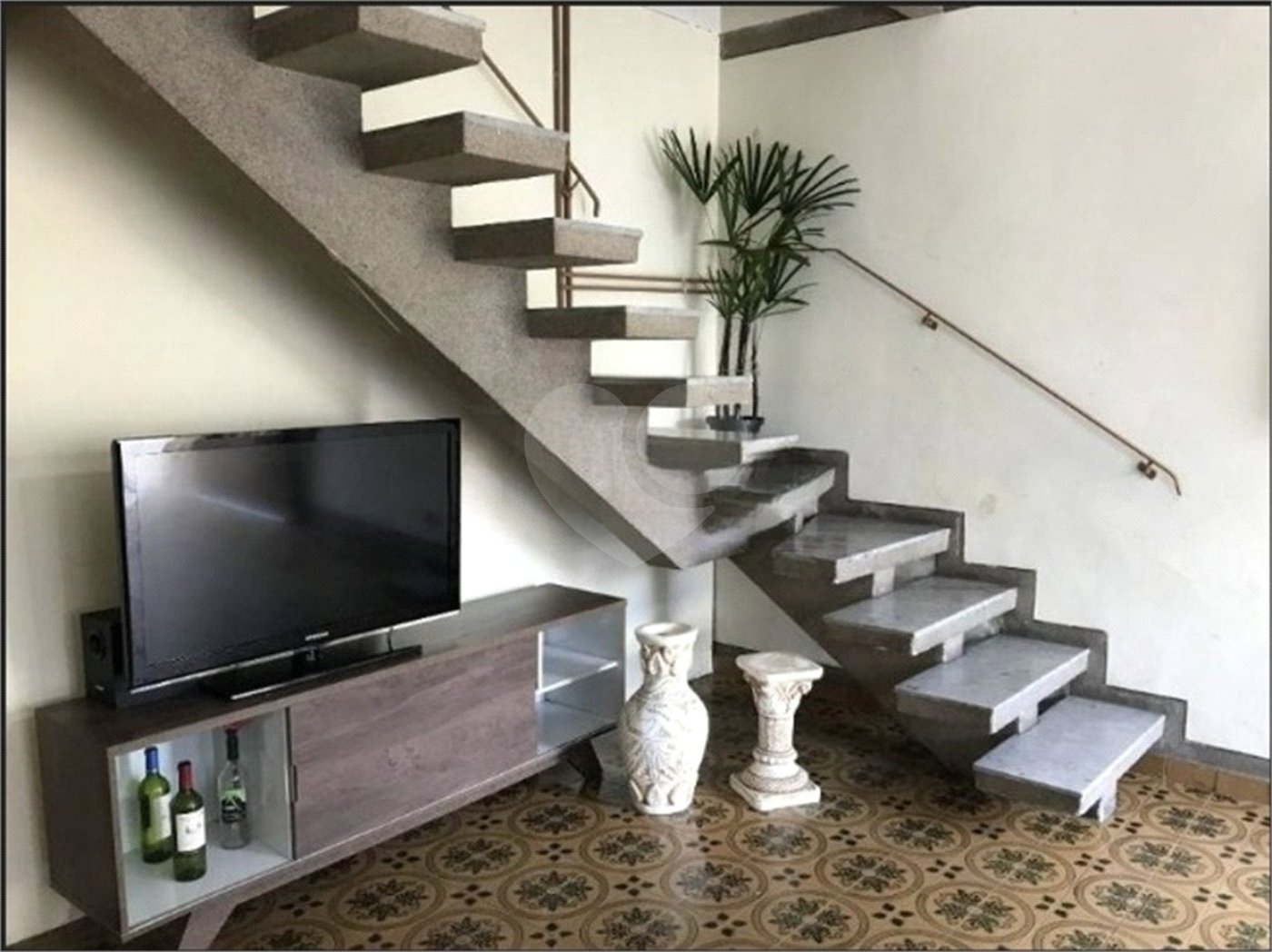 Sobrado à venda na Saúde - 169m² com 3 dormitórios e 2 vagas.
