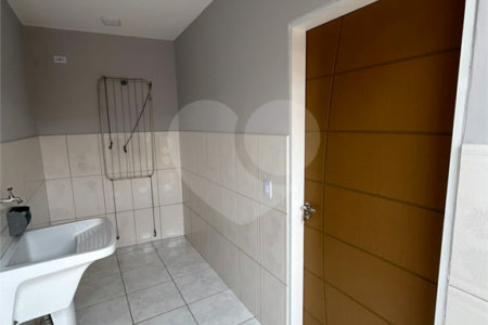 Sobrado em São Paulo com 140m², 4 dormitórios e 2 vagas de garagem
