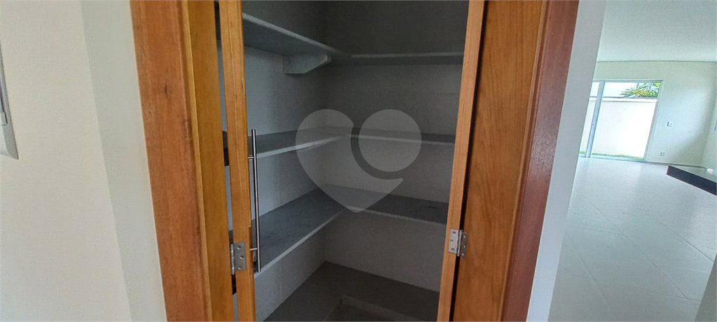 Casa à venda com 3 suítes em Santa Isabel, Louveira, SP