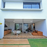 Indaiatuba - SP - Condomínio Helvetia Park - 490 m² Terreno - Sobrado com 307 m² de Área Construída - Escritório com móveis planejados - Sala de estar e jantar ampla e integradas - Cozinha planejada completa, com eletrodomésticos (cooktop, forno, coifa, geladeira, microondas) - Lavanderia