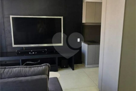 Apartamento no Itaim Bibi de 45m2 com 1 dorm, 1 banheiro, 1vaga. Estuda permuta. Viva a um passo dos melhores shoppings, hospitais, escolas e rodovias principais com 1 dorm, 1 banheiro, 1 vaga. Estuda permuta
