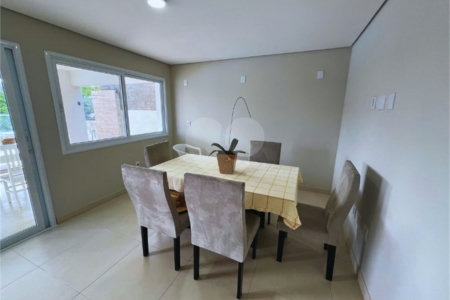 Apresento essa belíssima casa no Condomínio Delle Stelle - Louveira SP