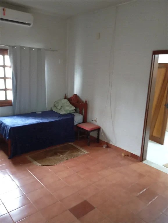 Casa à venda com 3 quartos, sendo 1 suíte,  em Cajueiro, Balsas, MA