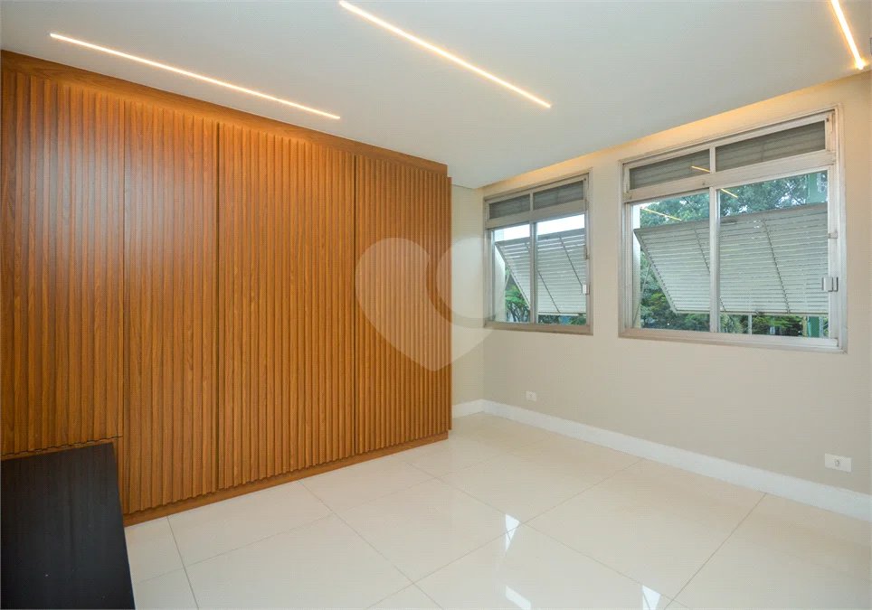 Apartamento à venda com 2 suítes em Itaim Bibi, São Paulo, SP