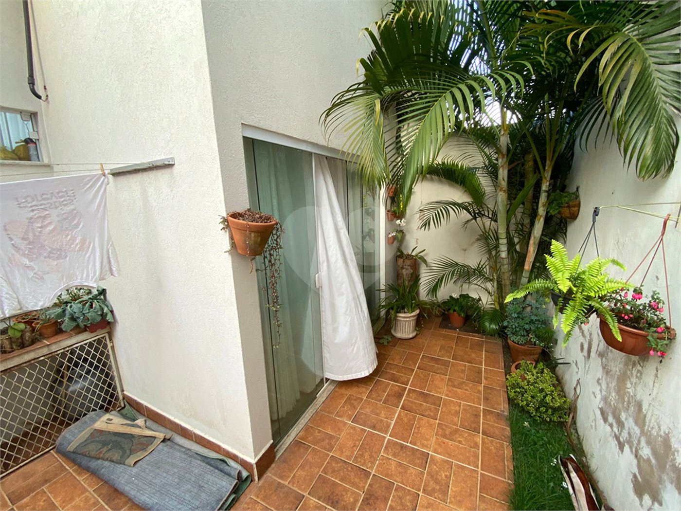 Casa térrea no Samambaia.