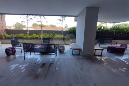 Apartamento novo com 129m² na Mooca com 2 suítes e 2 vagas.