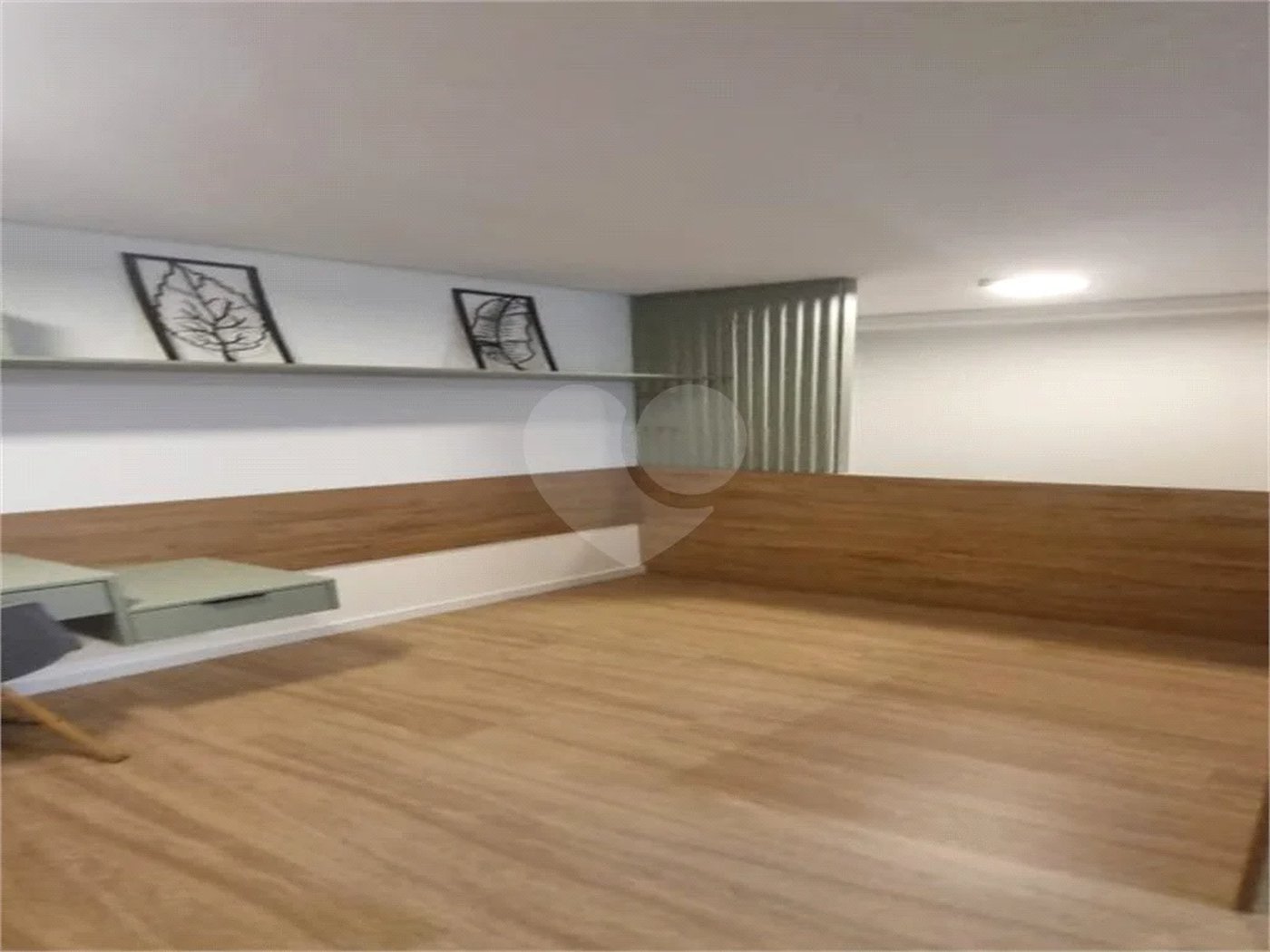 Studio Mobiliado com Varanda, Ar-Condicionado e Lazer Completo