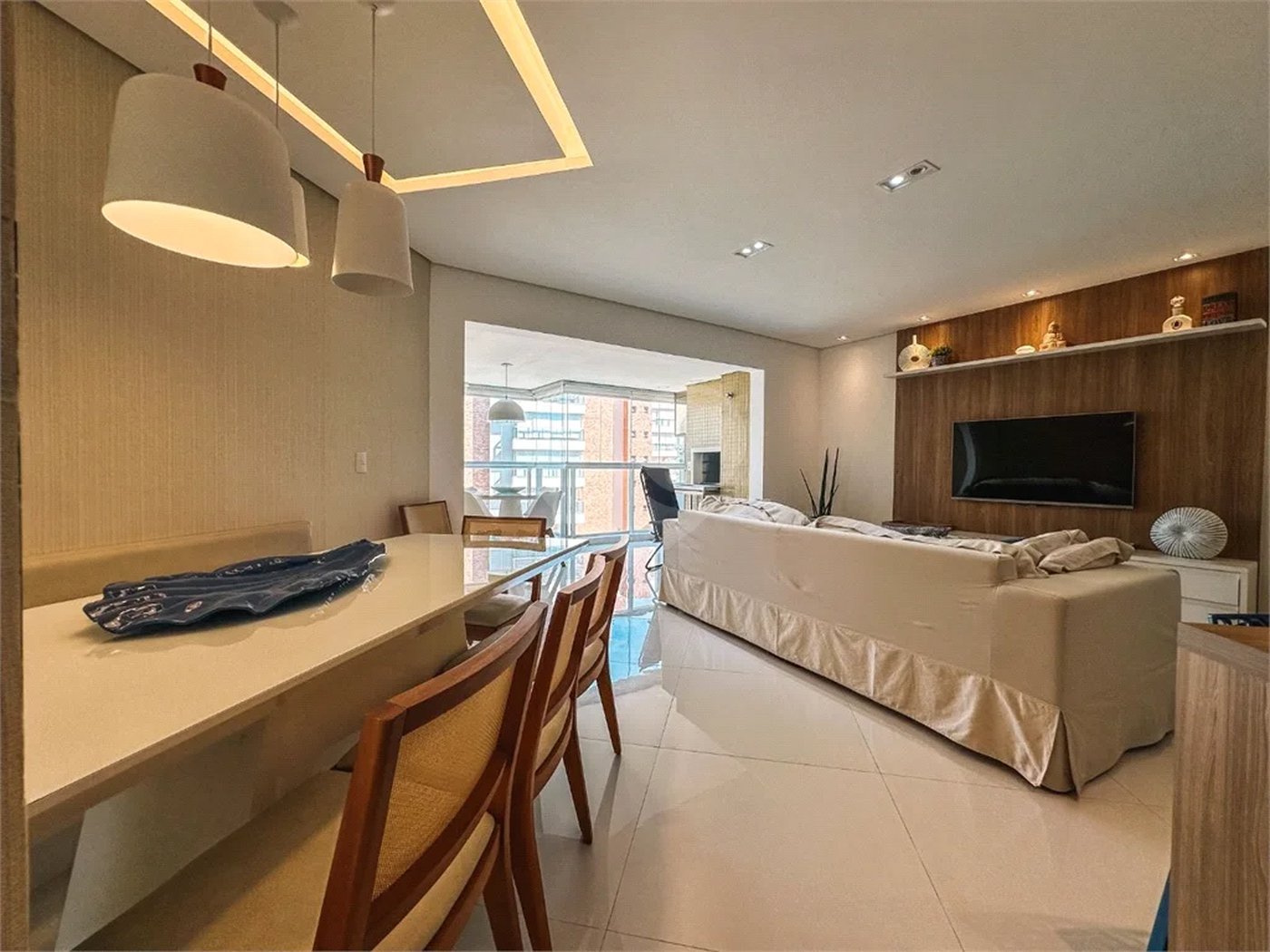 Apartamento à venda com 4 suítes em Riviera de São Lourenço, Bertioga, SP