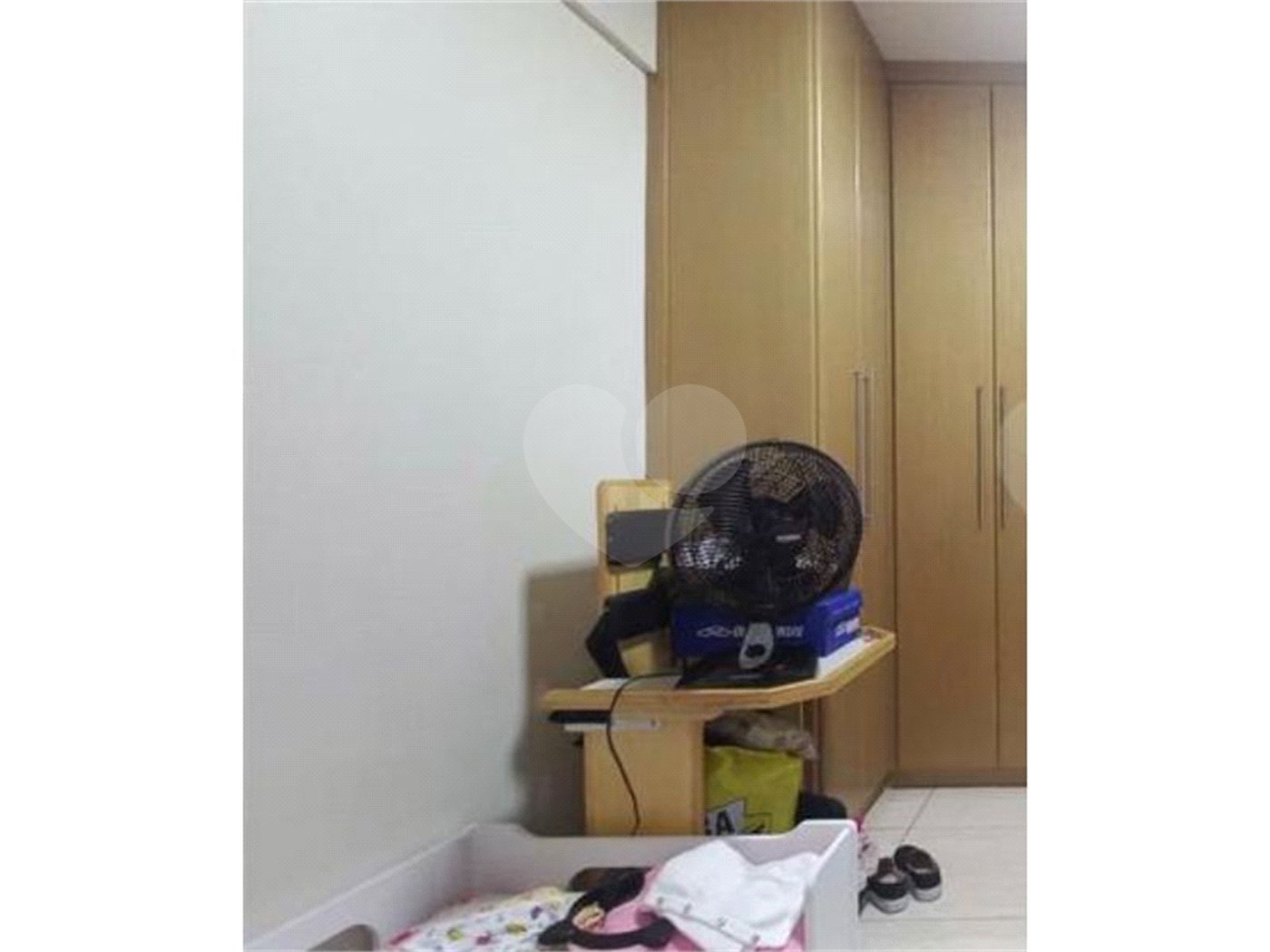 2 quartos e vaga de garagem