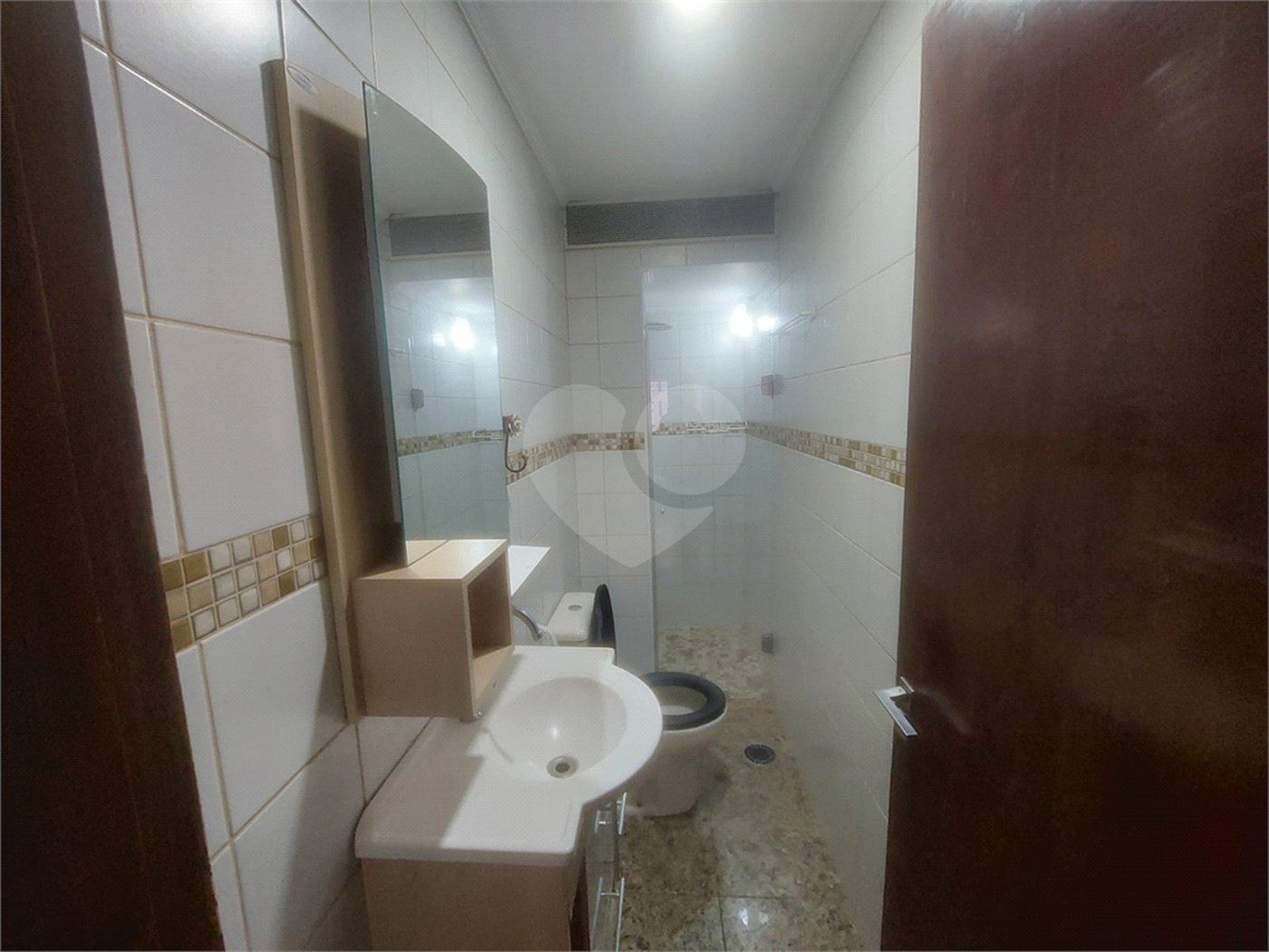 Apartamento Edifício Roberto Martinez .