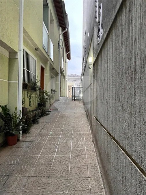 SOBRADO PARA VENDA EM CONDOMINIO FECHADO NA CASA VERDE.