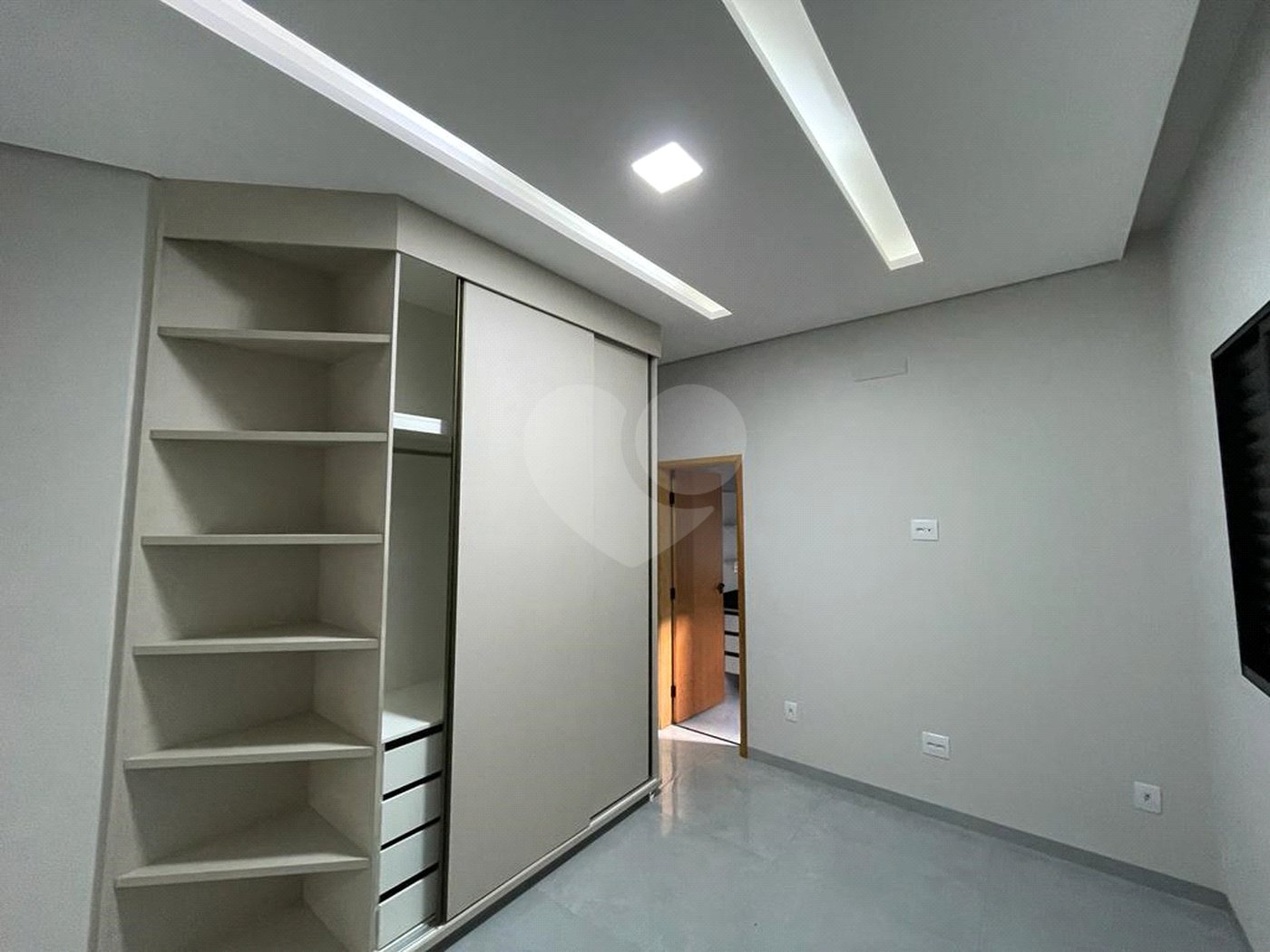 Casa térrea no Condomínio Buona Vita, localizado na cidade de Ribeirão Preto/SP.
