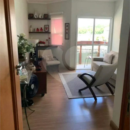 Apartamento em Atibaia com 2 dormitórios (1 suíte), 1 vaga de garagem, elevador, área de lazer com piscina