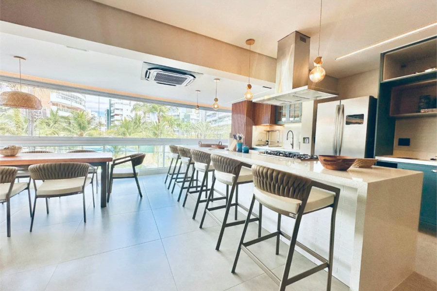 Apartamento à venda com 3 quartos, sendo 1 suíte, em Riviera de São Lourenço, Bertioga, SP