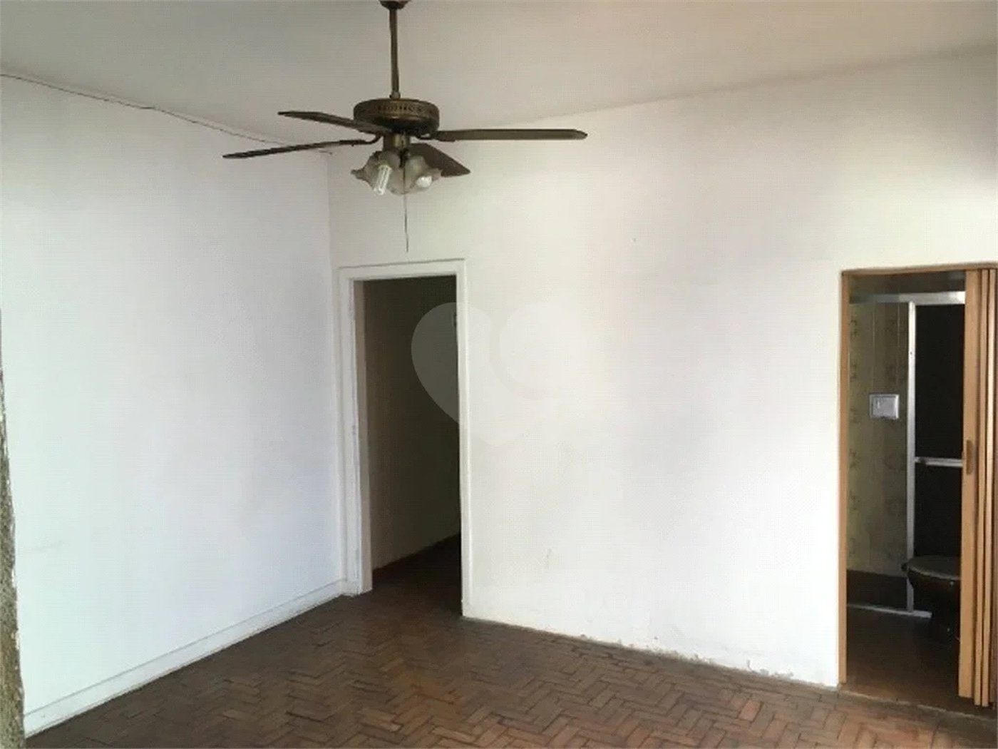 Excelente Casa Comercial no Anália Franco Terreno para LOCAÇÃO e COMPRA.
