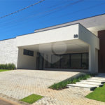 Casa a venda com 04 suítes área gourmet e 6 vagas para autos em condominio fechado Atibaia