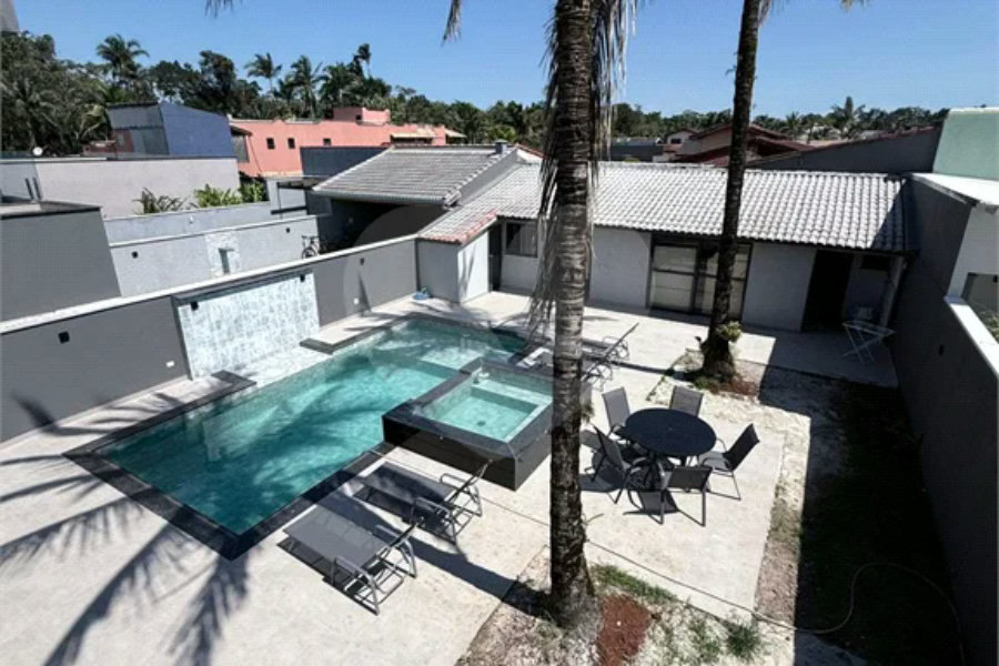 Casa à venda com 7 quartos, sendo 6 suítes, em Morada da Praia, Bertioga, SP