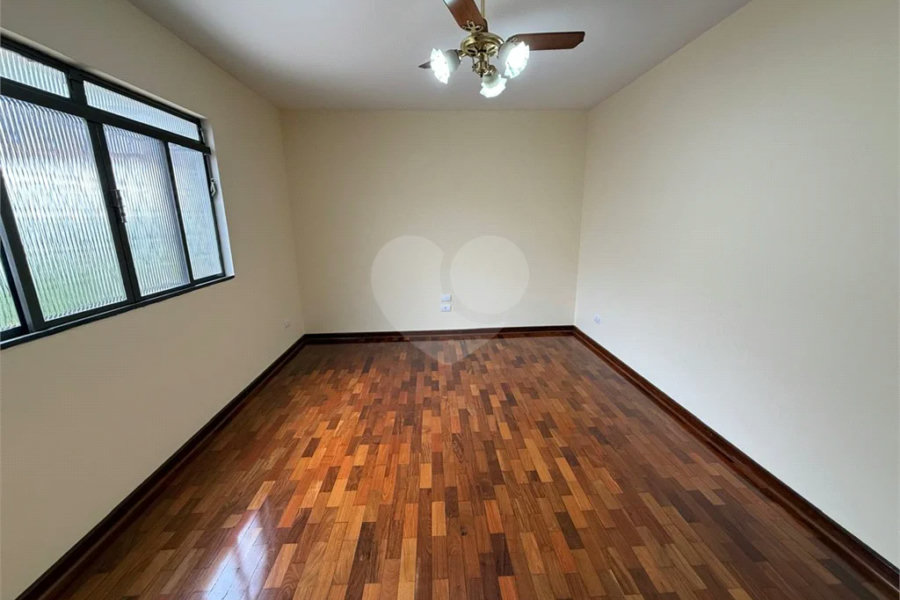 Excelente Casa de Esquina na Vila Monteiro – Oportunidade para Moradia ou Comércio