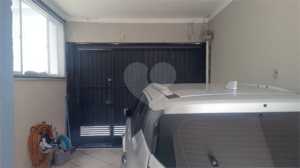 Ótimo sobrado à venda, ao lado do Roldão na Av. Cupece.