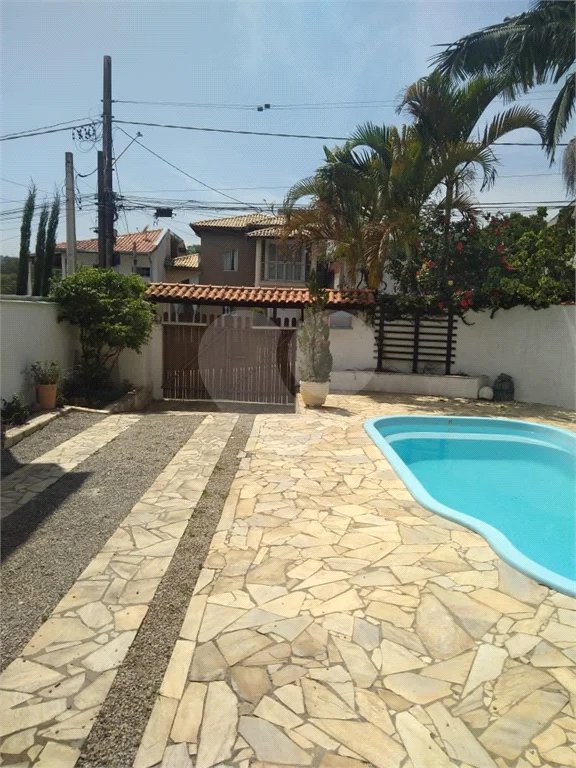 Casa com 3 dormitórios para locação, 222 m² - Vila Borghesi - São Roque/SP