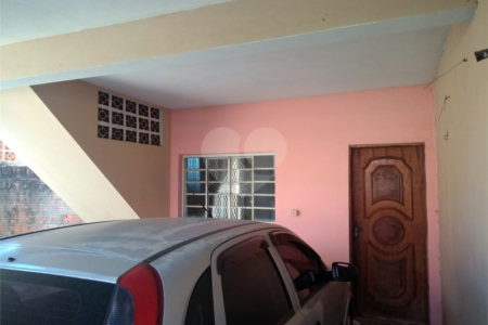 Sobrado no Cidade Aracy .