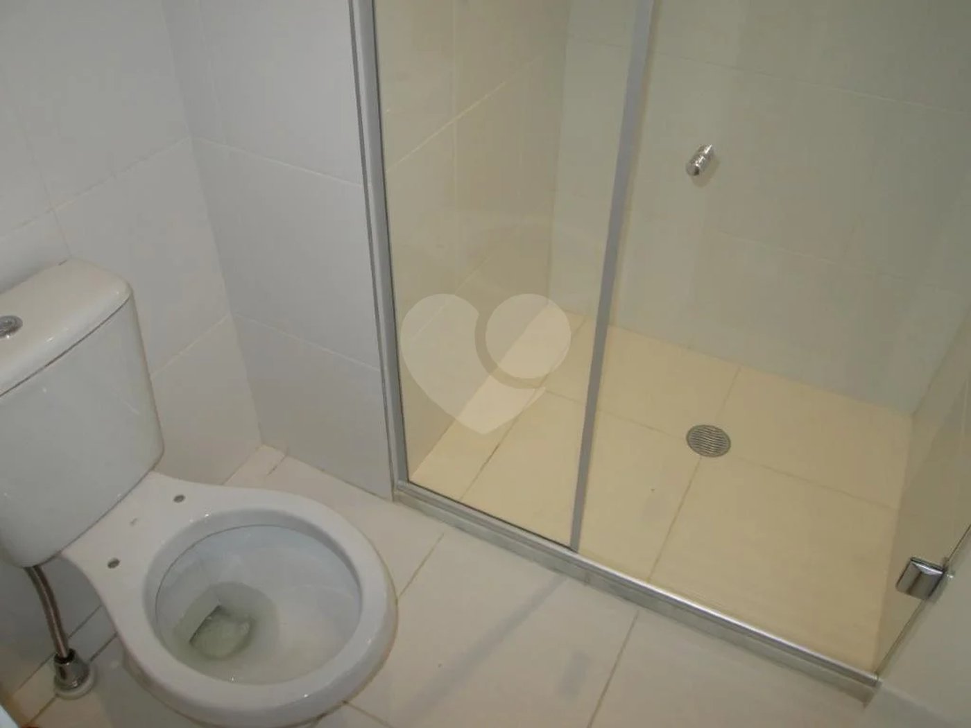 Apartamento novíssimo todo mobiliado, para locação!!