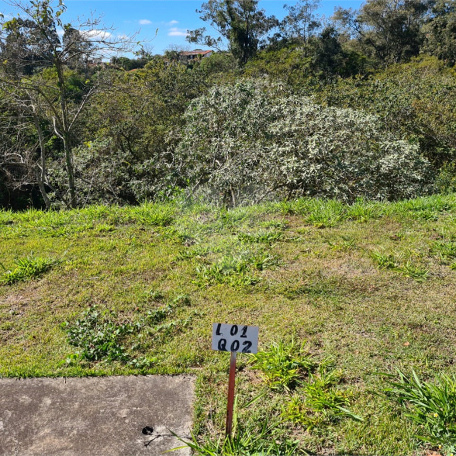 Terreno de 1650,70m2 à Venda em Condomínio Fechado na Cidade de Vinhedo-SP