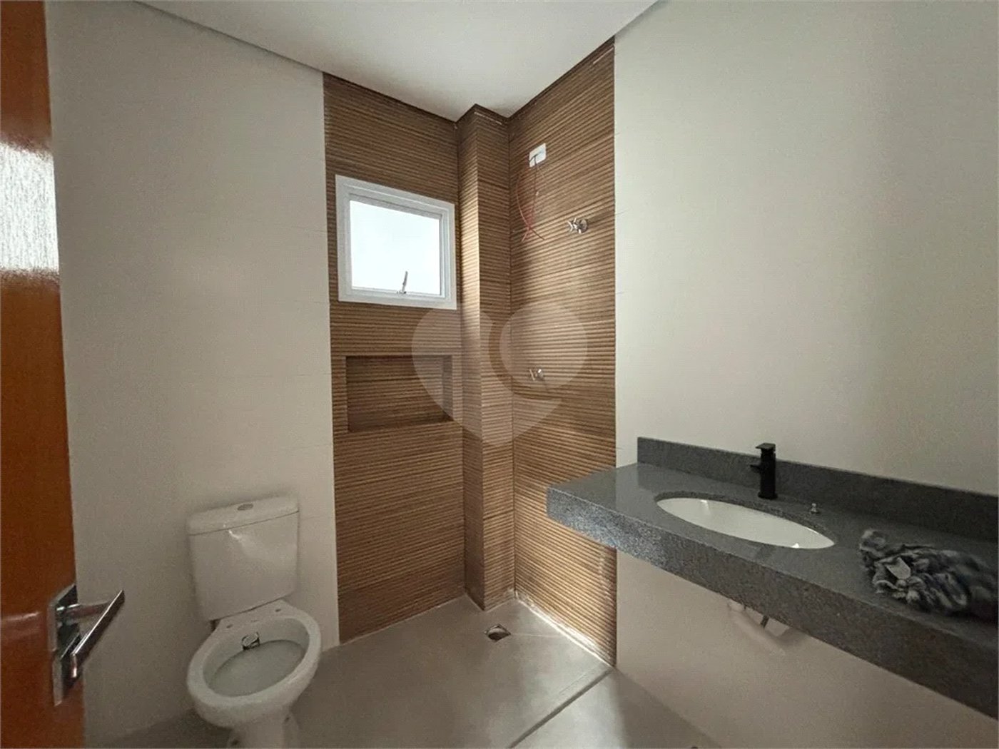 Apartamento novo Região Jardim do São Paulo com – 40 metros - 2 dormitórios - 1 banheiro, sala - cozinha e 1 vaga.