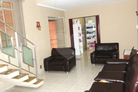 Sobrado Cial/Residencial à venda no Cambuci-220m2 construídos - 4 Quartos/12 vagas na garagem