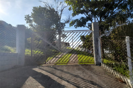 Linda chácara em Pinhalzinho