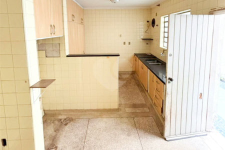 Casa Térrea na Vila Mariana com 480 metros de terreno