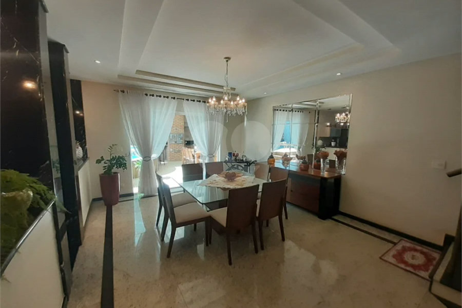 Ótima casa disponível para venda em Piracicaba, no Condomínio Residencial Village Des Lions no bairro Pompéia