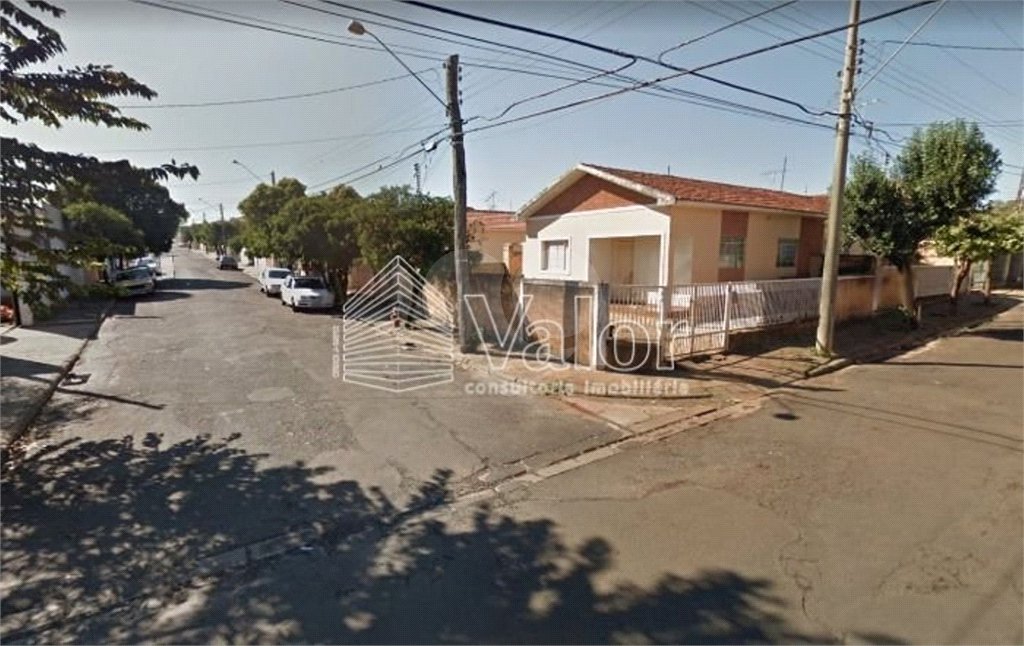 Casa térrea 3 dormitórios