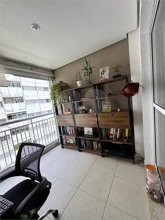 Bela Vista - Apartamento na Rua Paim - totalmente reformado