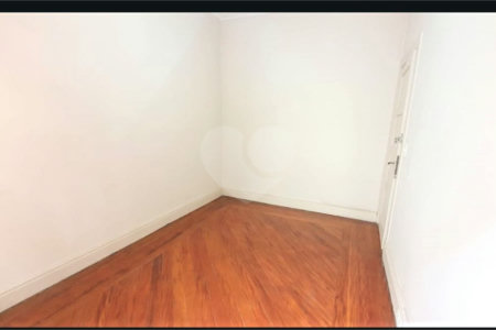 Casa de Vila Tombada 2 dormitórios/ 2 banheiros/ 1 vaga em Higienópolis
