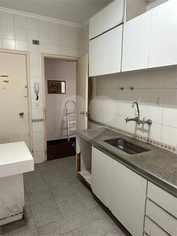 Amplo e Clássico: Apartamento de 90 m² em Higienópolis!