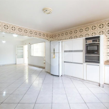 Casa à venda com 206m², 3 quartos e 2 vagas