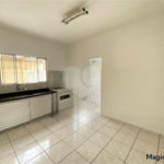 Casa com 224m², 3 dormitórios, 4 vagas, à venda na Vila Ema.