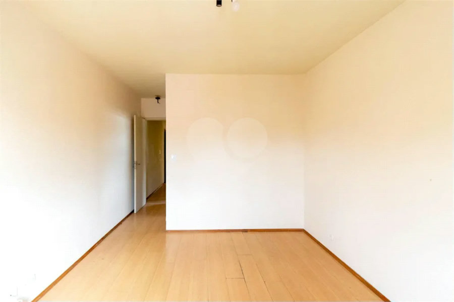 Casa à venda com 200m², 4 quartos e 2 vagas