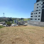 Terreno em Atibaia com 193 metros, pronto para construir, ao lado de supermercado e diversos comércios