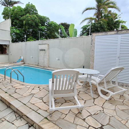 Casa térrea á venda - Balneário