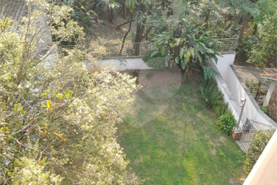 3 AMPLAS SUITES MAIS ECRITORIO MUITO VERDE E AMPLO QUINTAL