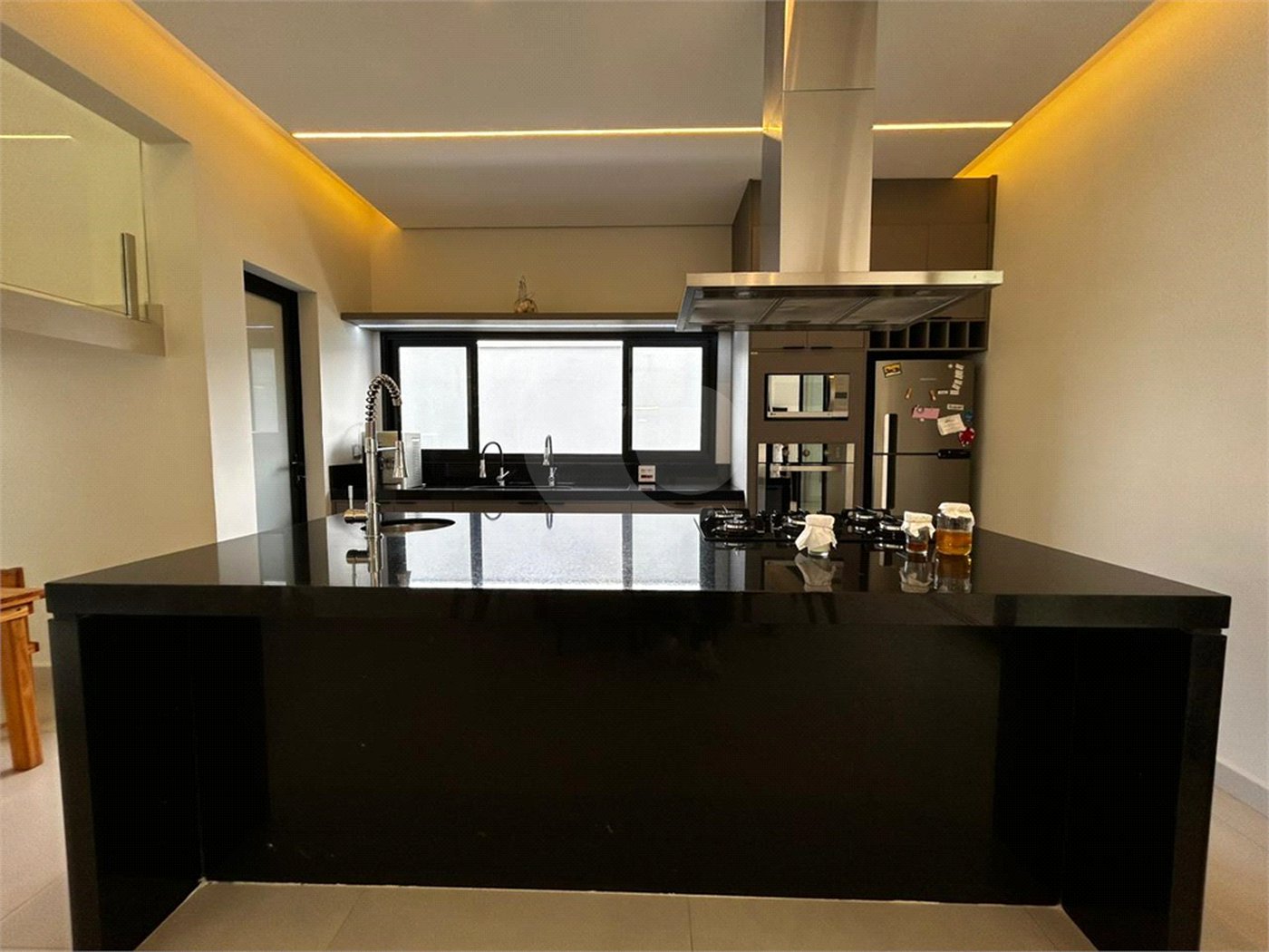 Casa de alto padrão para venda no condomínio Damha III.