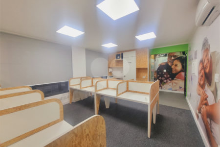Sala comercial mobiliada para locação na Vila Olímpia
