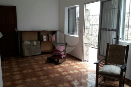 Casa Térrea à venda ou para alugar com 4 quartos, sendo 1 suíte, em Jardim Aeroporto, São Paulo, SP